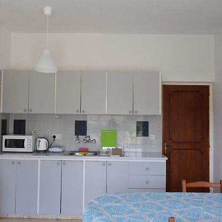 Kissonerga Beach Apartment Paphos Extérieur photo