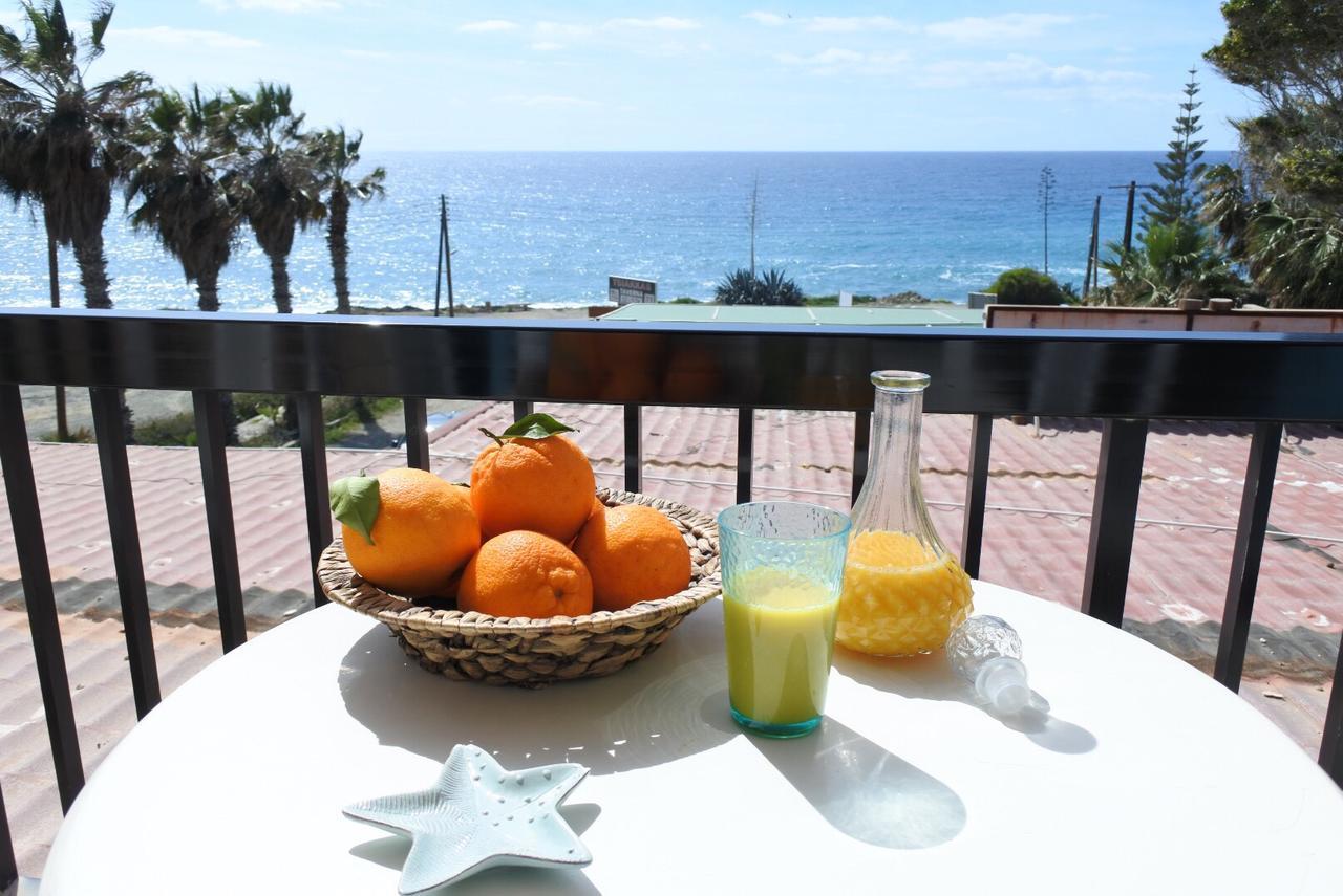 Kissonerga Beach Apartment Paphos Extérieur photo