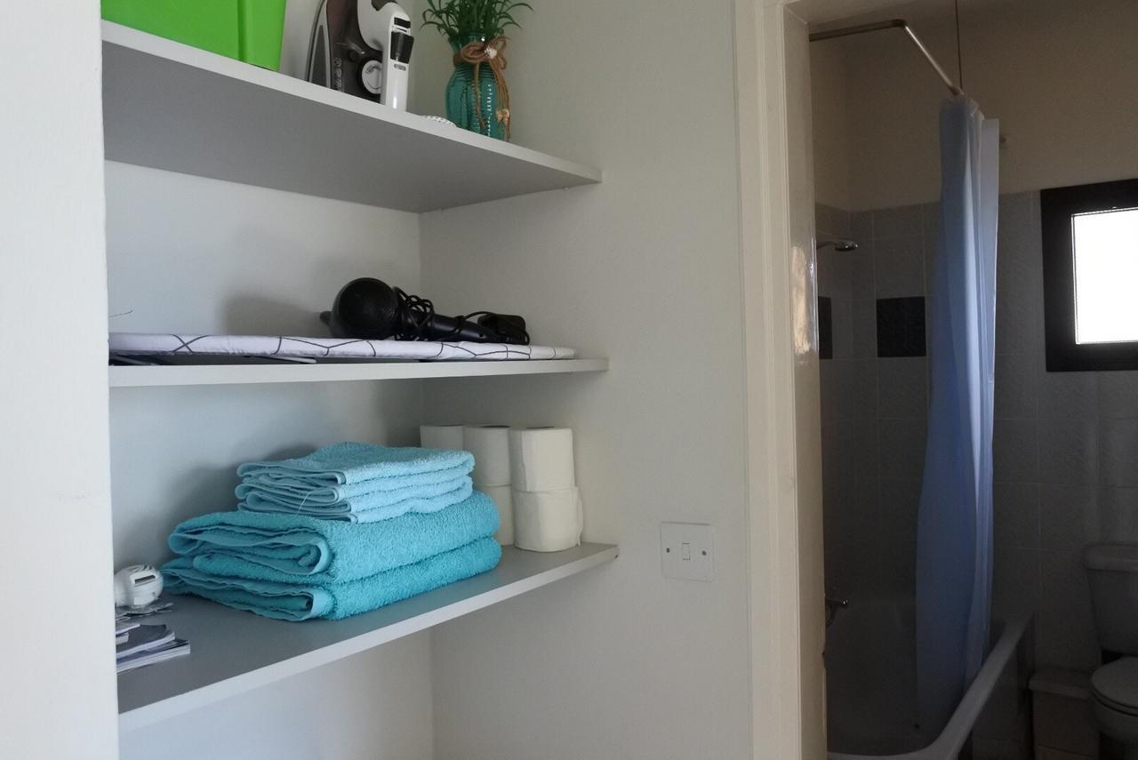 Kissonerga Beach Apartment Paphos Extérieur photo
